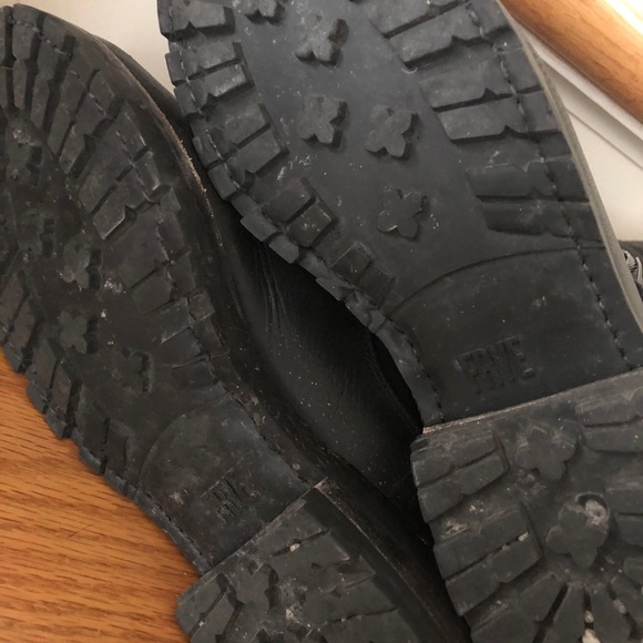 Frye women’s shearling boot - Picture 5 of 7